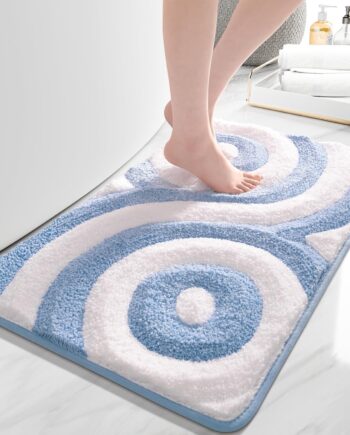 QJHOMO Lindas alfombras de baño antideslizantes azules y blancas, decoración de baño moderna y estética, alfombra de baño geométrica a rayas, tapetes esponjosos, alfombra de microfibra gruesa súper