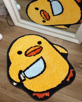 Alfombra de baño antideslizante y lavable a máquina, 24 pulgadas de ancho x 26 pulgadas de largo, tapete de baño de microfibra lanuda con diseño de animales divertidos amarillos, tapete estético