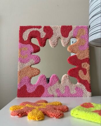 Espejo de Marco Ondulado Rosado y Fucsia